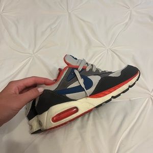 Nike air max correlate womens size 8.5